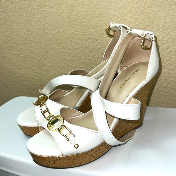 Marc Fisher white wedges - Picture 1 of 1
